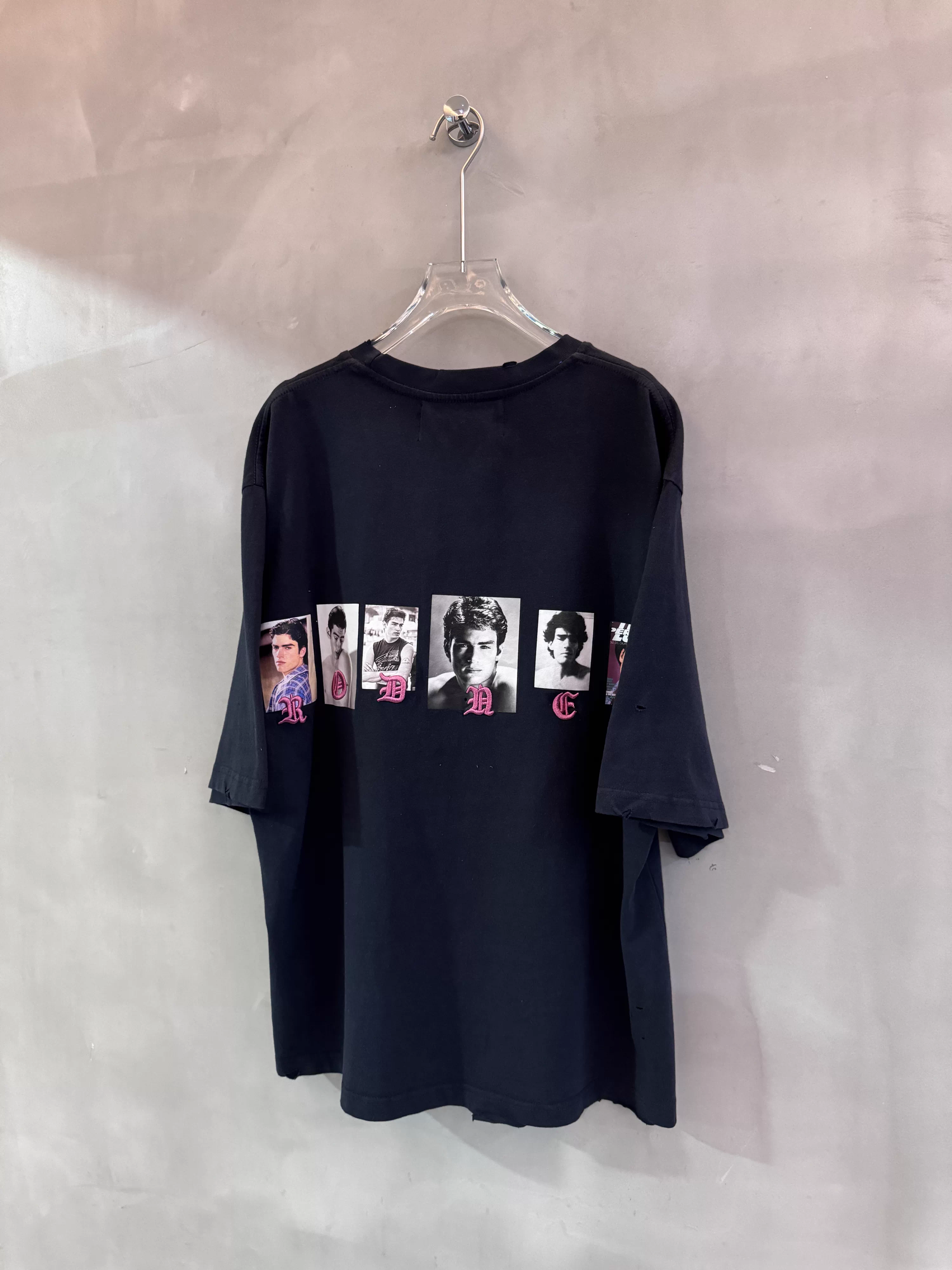 Blackpink Jennie Inspired Vintage Washed Distressed Portrait Photo Print Memorial T-Shirt