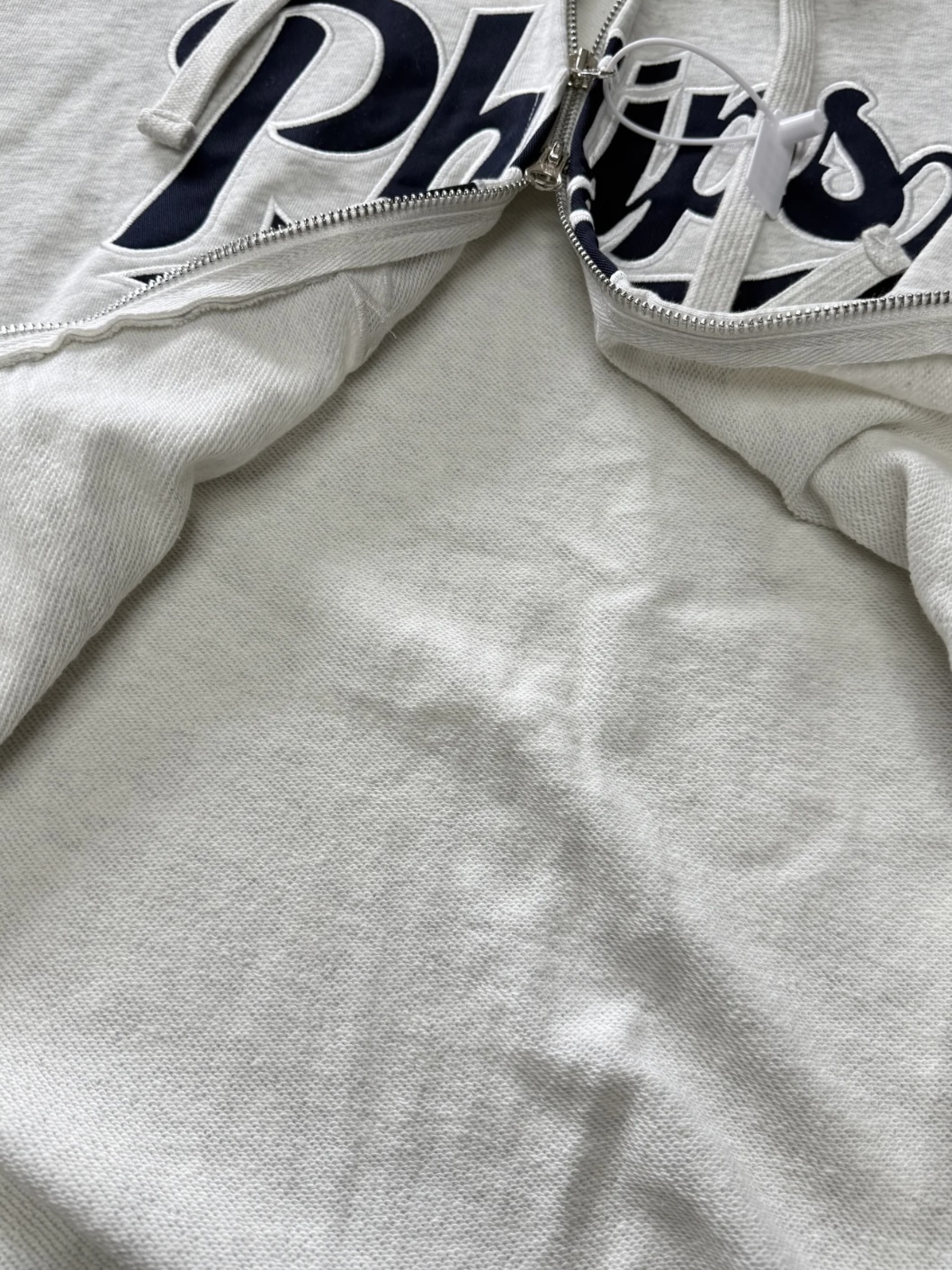 NewJeans&NMIXX&GIDLE Inspired Embroidered Letter Zip-Up Hoodie