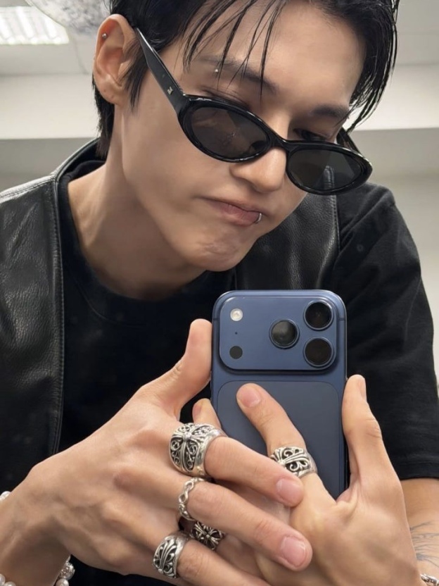 Ateez Wooyoung inspired chrome hearts ring