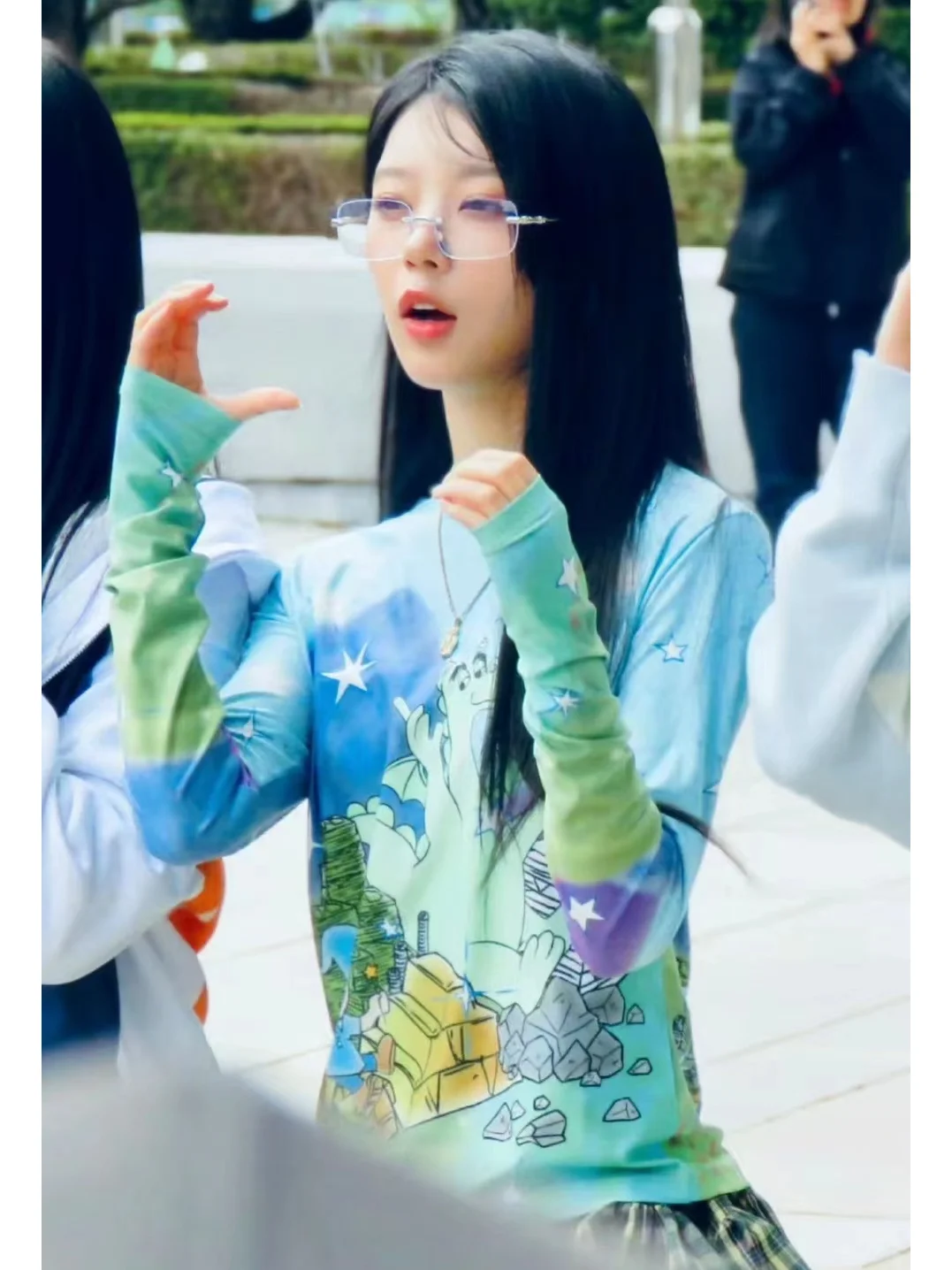 Illit Moka Inspired Dinosaur Cartoon Long Sleeve Top