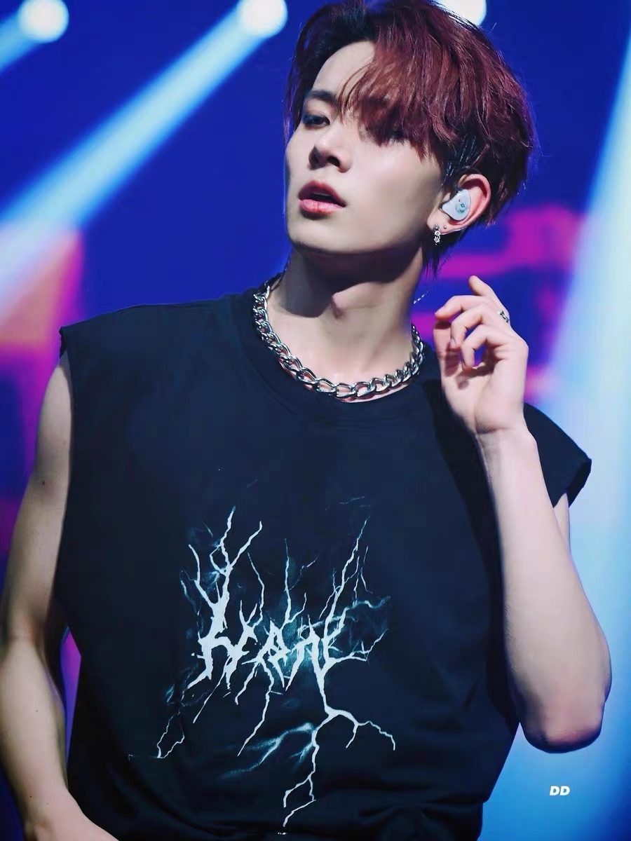 ENHYPEN Heeseung Inspired Graphic Sleeveless Vest