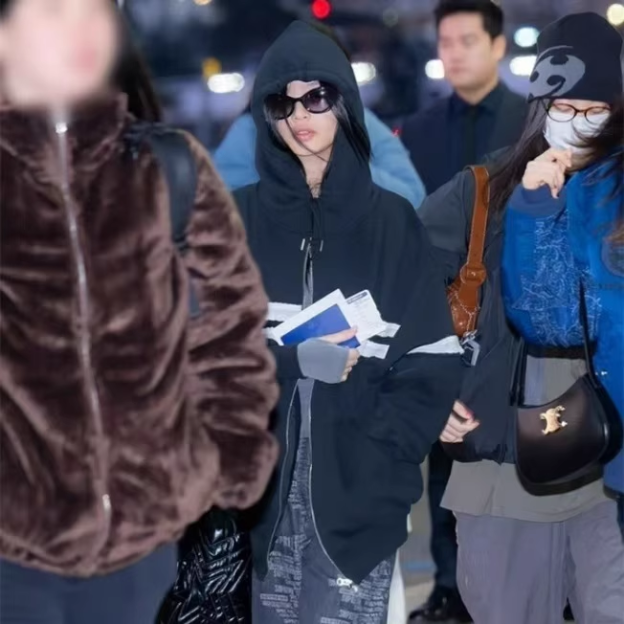 IVE Rei&I-DLE Miyeon Inspired Lace Trim Hooded Zip-Up Sweatshirt