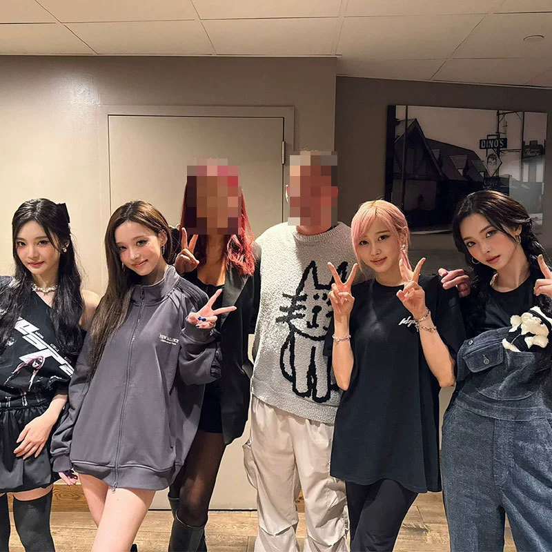 Aespa Live Tour-Synk Parallel Line T-shirt-Aespa