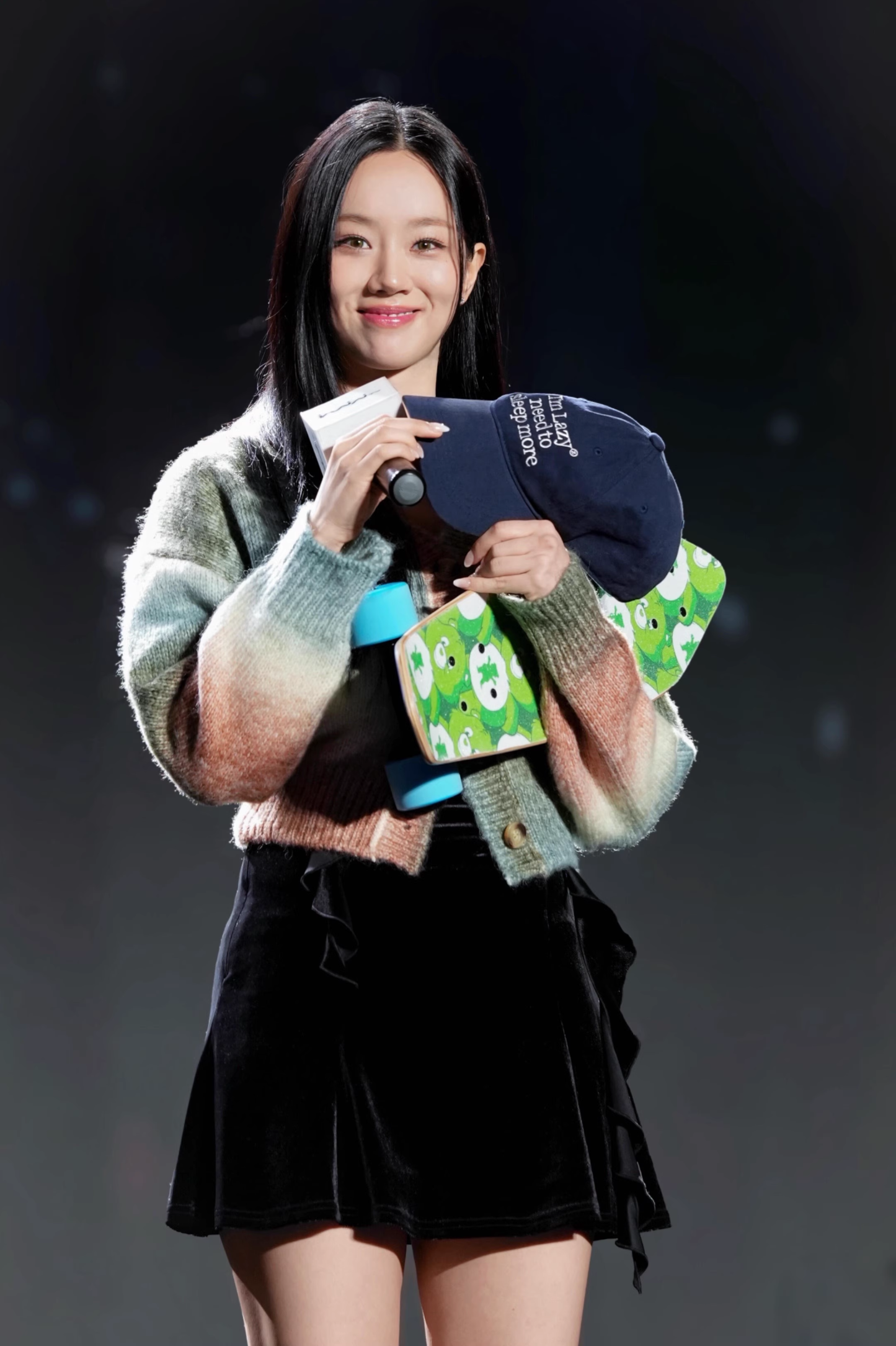 Aespa Winter Inspired Gradient Knit Cardigan