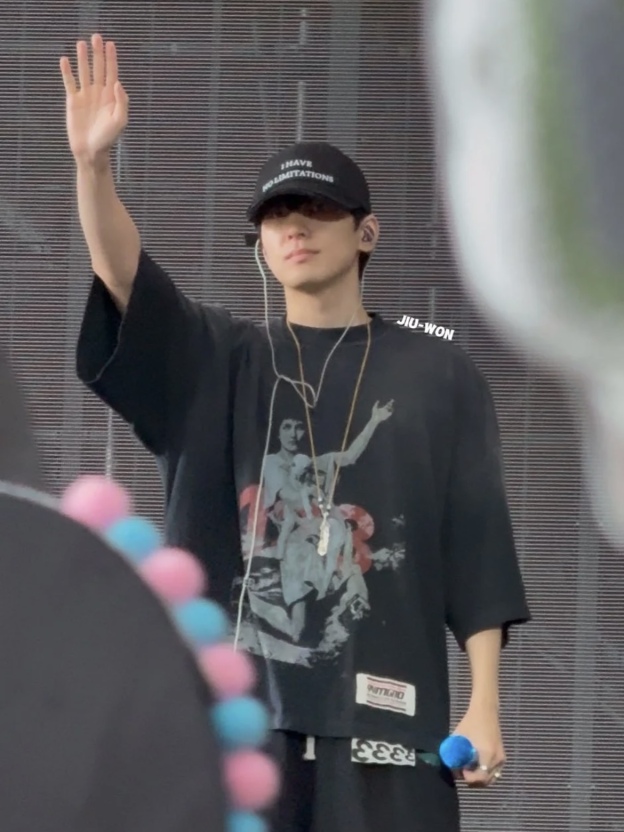 SEVENTEEN Hoshi Wonwoo Inspired Vintage Washed Tee