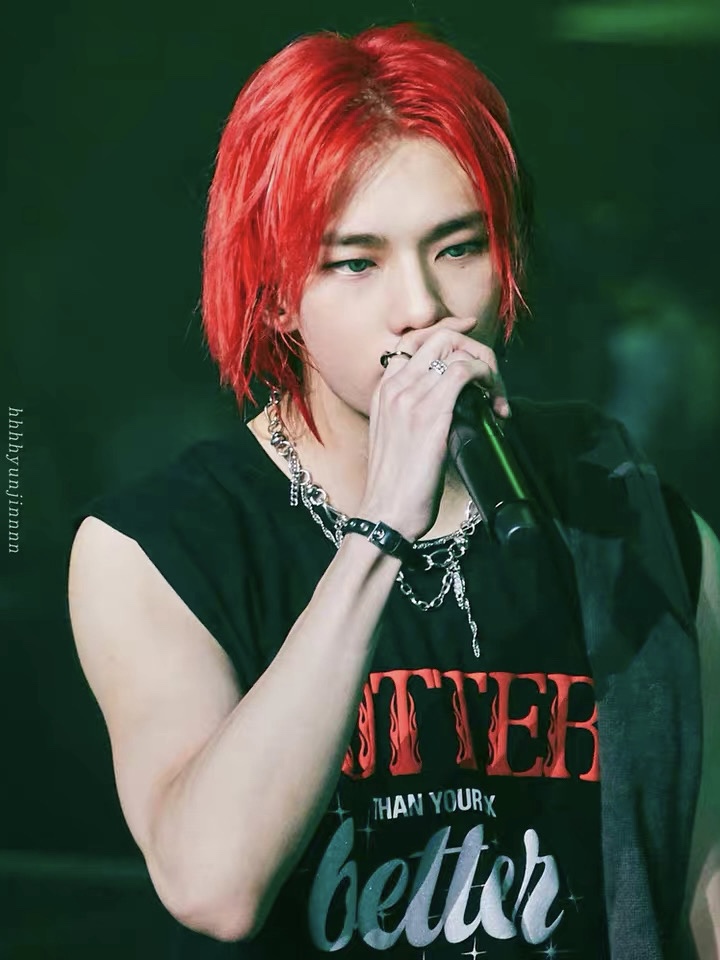 Stray Kids Hyunjin inspired Letter Print T-Shirt