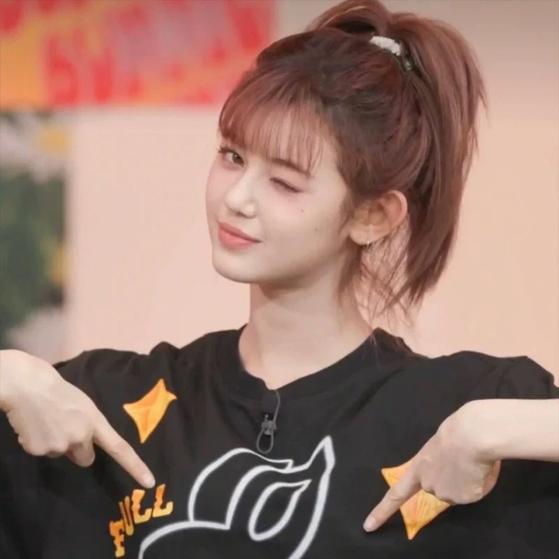 Newjeans inspired bunny print oversized t-shirt