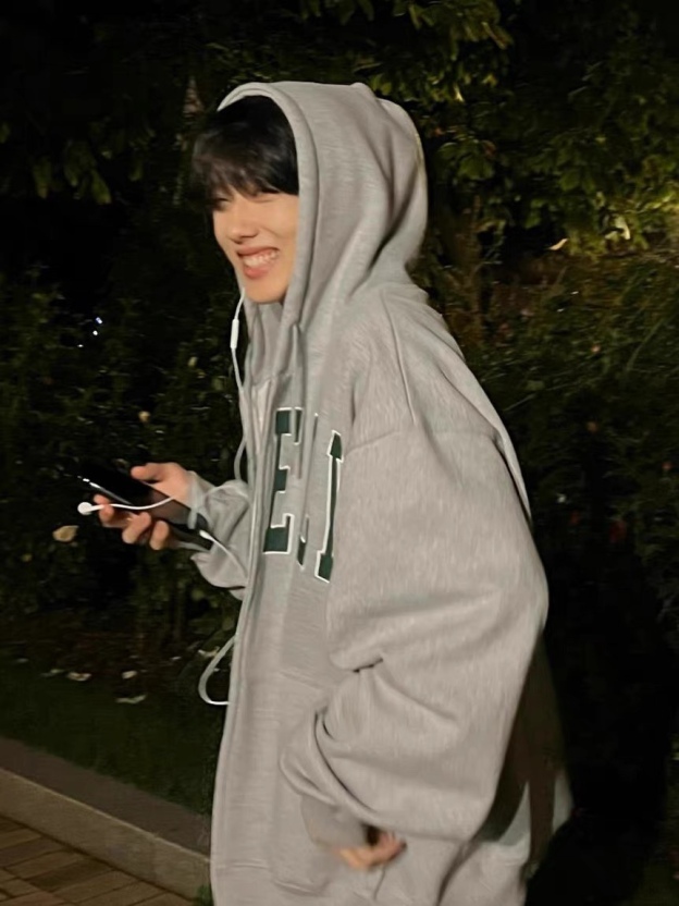 NCT DREAM JISUNG Inspired Zip-up Hoodie