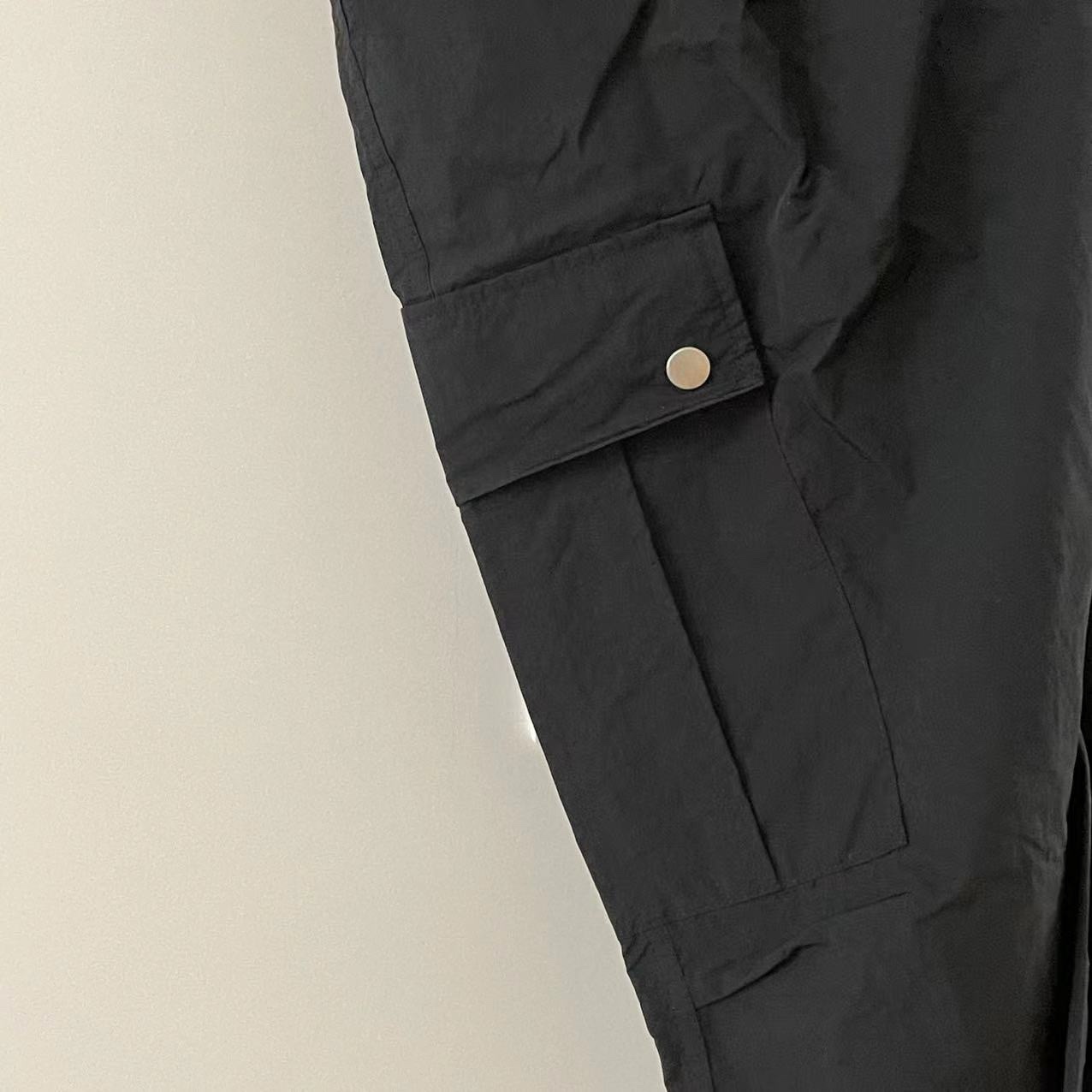 IVE Wonyoung&Lesserafim Chaewon Inspired Multi-Pocket Cargo Pants