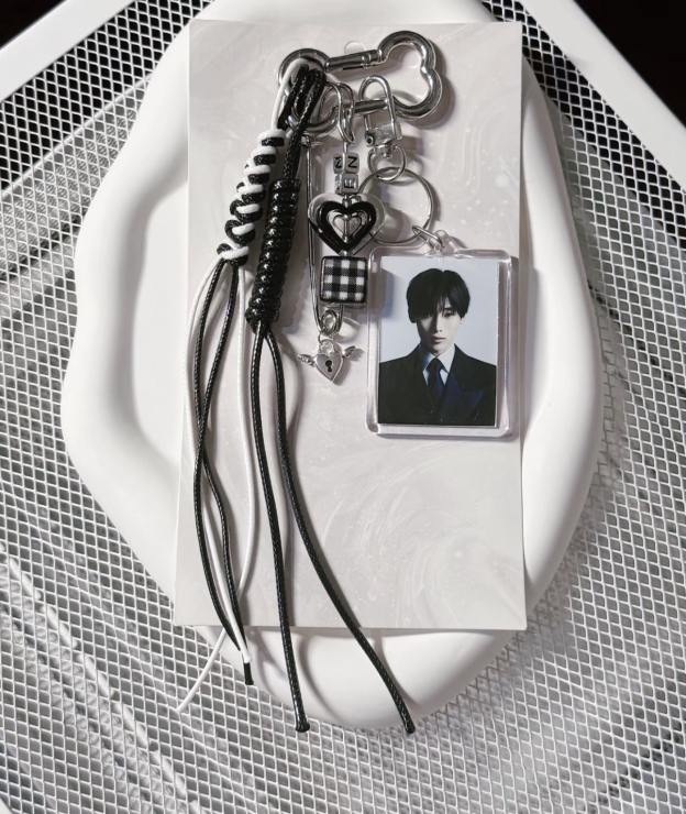 ENHYPEN Member Handmade Acrylic Keychain Bag Charm