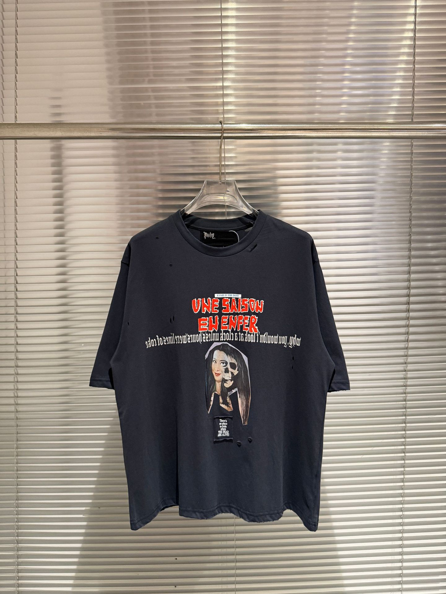 Stray kids Hyunjin Inspired Une Saison En Enfer Distressed T-shirt-Straykids