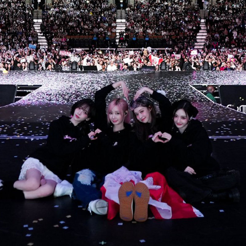 Aespa Synk Parallel Line in Toronto Inspired Hoodie