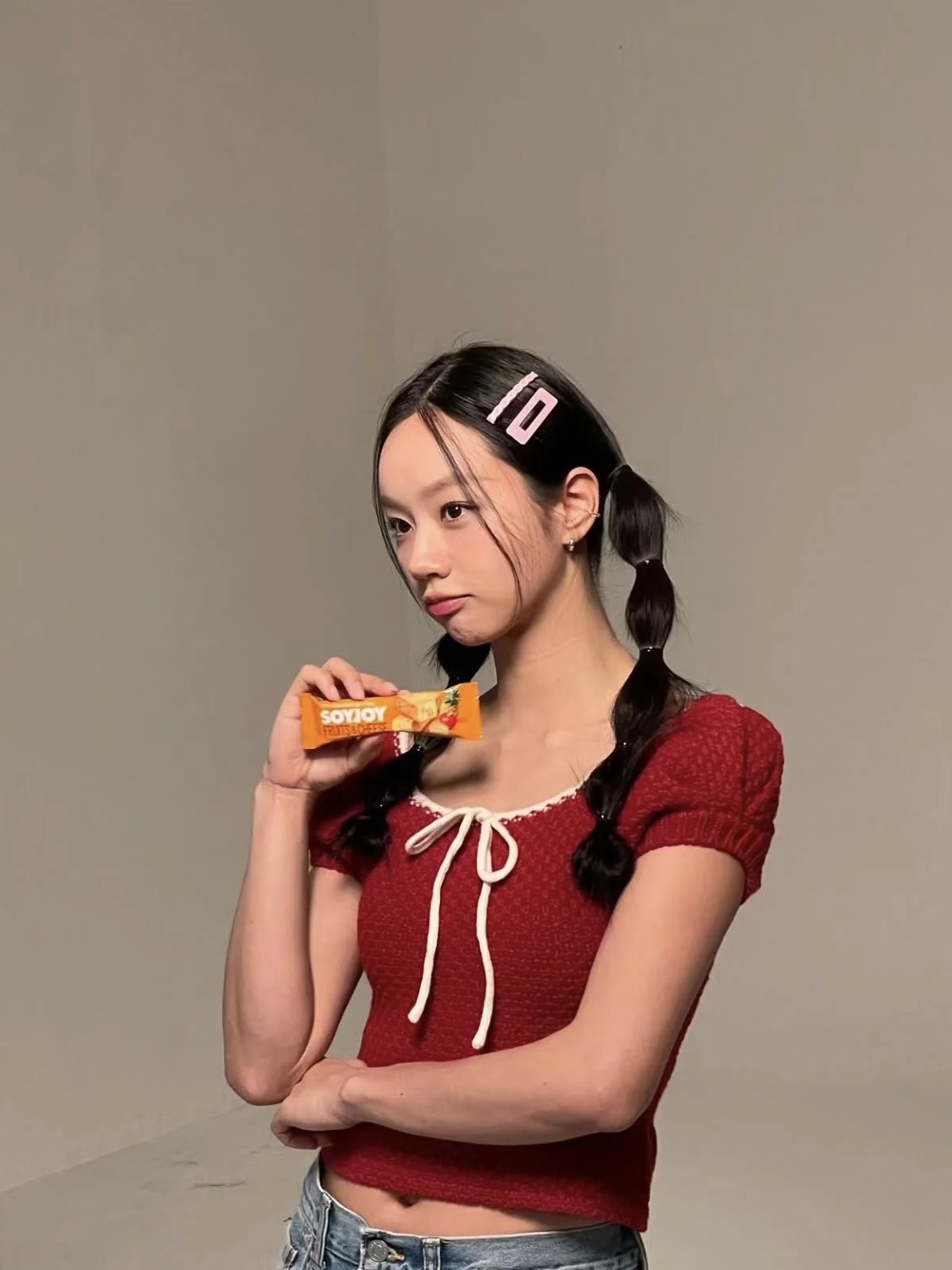 IVE Wonyoung & LE SSERAFIM Eunchae Inspired Red Knit Top