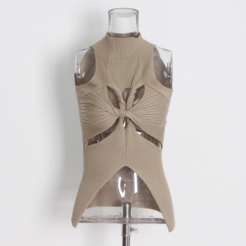 Blackpink Rosé & Red Velvet Seulgi Inspired Cut - Out Knit Top
