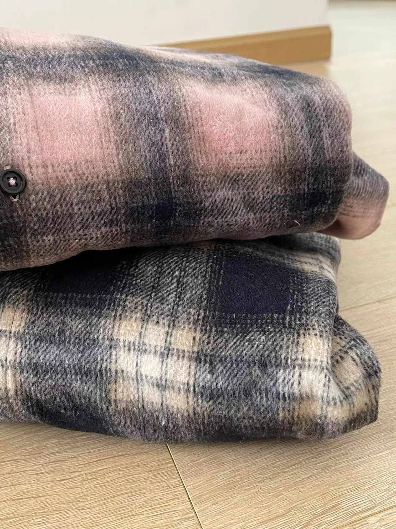 Stray kids Leeknow & Wayv YangYang inspired plaid Hooded Shirt