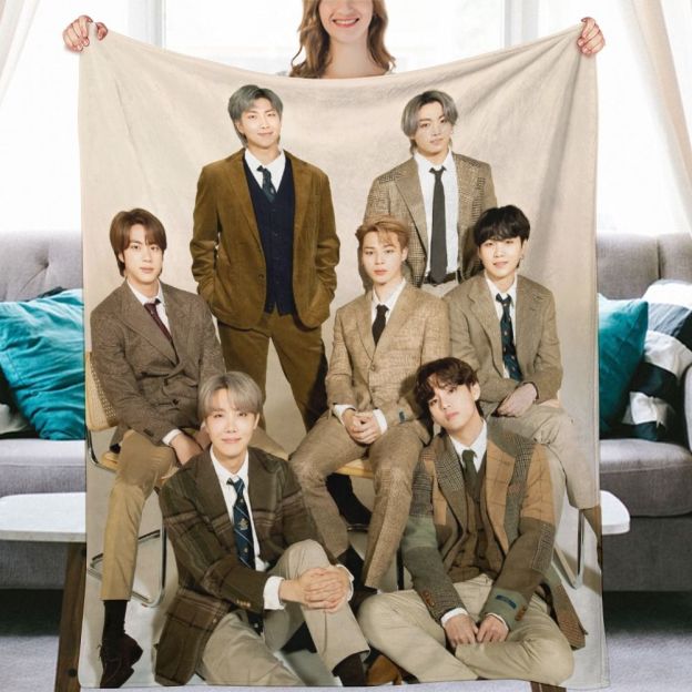 BTS Fanmade Flanne Blanket - Kpop Concert Fan Blanket