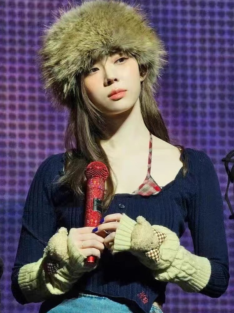 Fake two-piece tight long-sleeve top-Aespa Winter