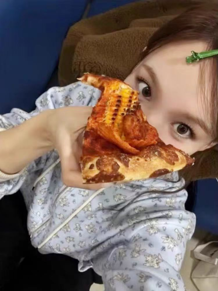 TWICE Nayeon&Illit Moka Inspired Rabbit Print Hooded Zip-up Jacket Pants Set