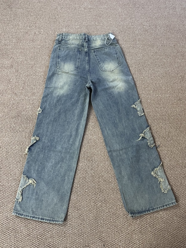 Star patches denim jeans pant-Twice Dahyun