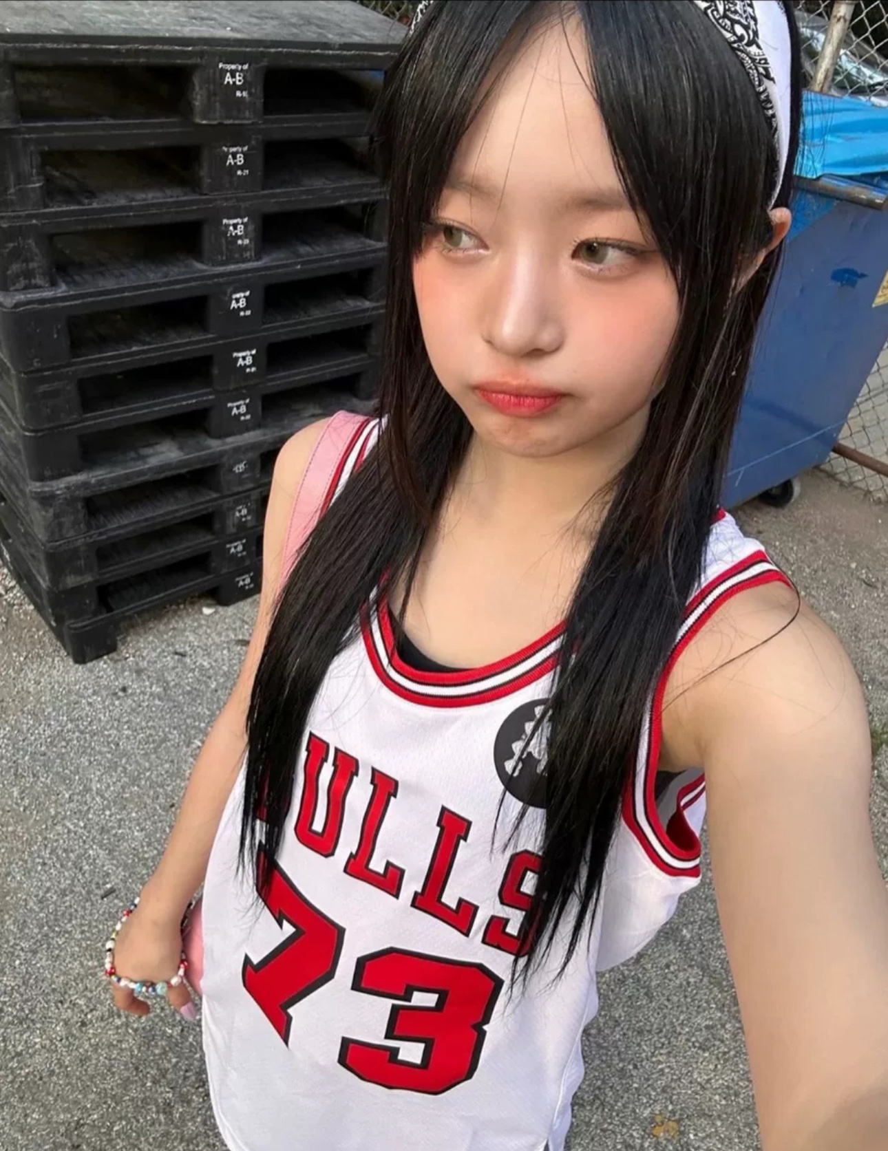 NEWJEANS HANNI customized Chicago Bulls 73 Jersey