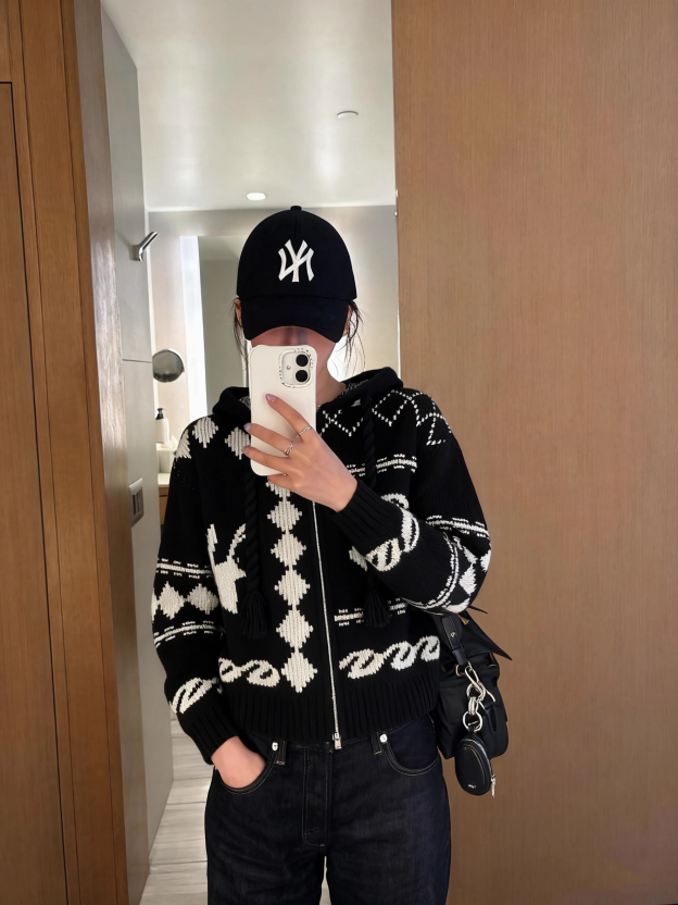 Aespa Karina Inspired Elk Rose Patterned Zip-Up Hooded Knit Coat