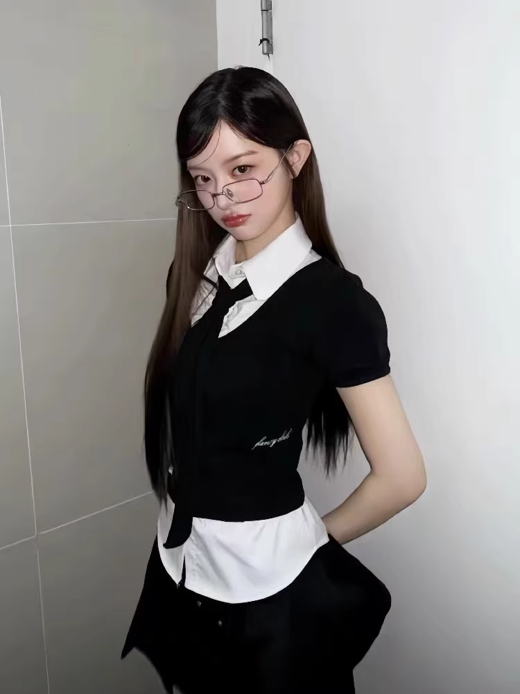 illit Minju Inspired Pseudo two-piece Top Pleated Skirt Set