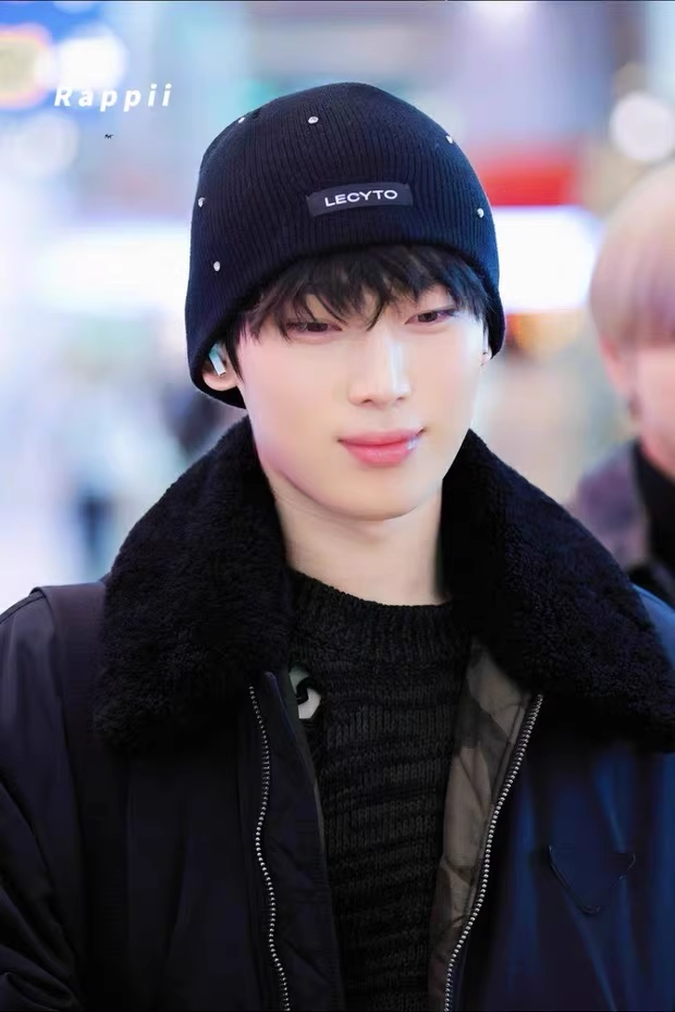 Enhypen Sunoo Inspired Rhinestone Knit Beanie