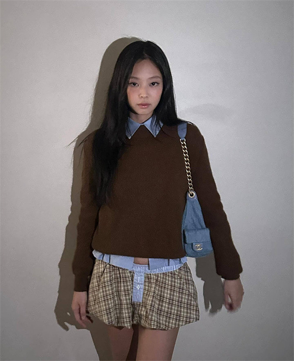 Clashing Color Elastic Waist Bubble Shorts Skirt-Blackpink Jennie
