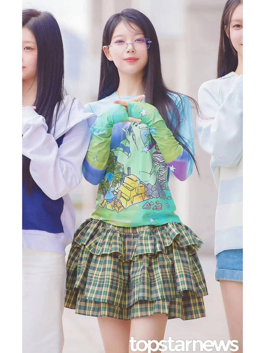 Illit Moka Inspired Dinosaur Cartoon Long Sleeve Top