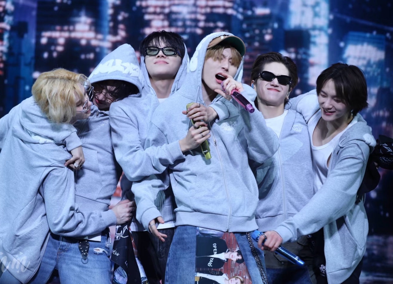 BOYNEXTDOOR 2025 Japan Tour KNOCK ON Merch inspired print Zip-Up Hoodie Jacket 