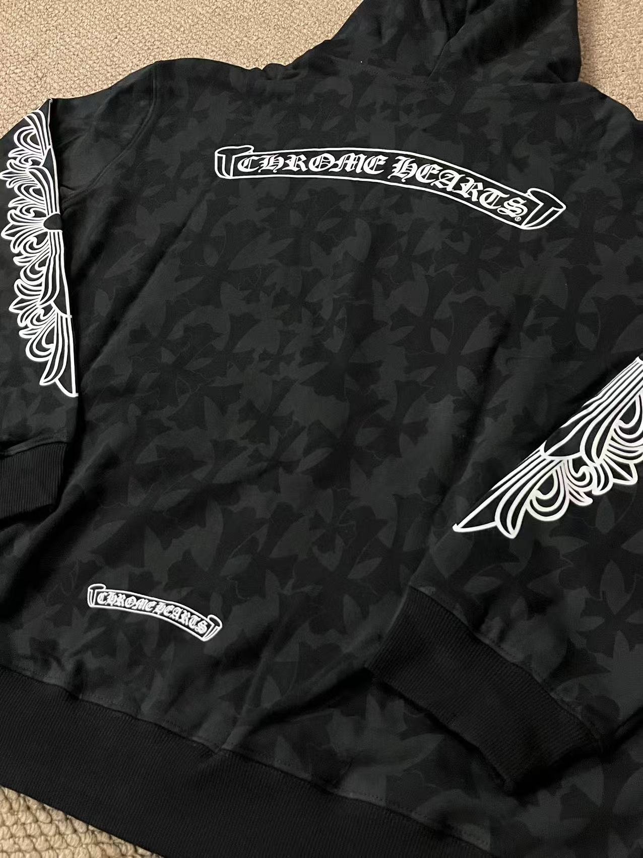 Enhypen Niki&Heeseung Inspired Cross Pattern Zip-up Hoodie