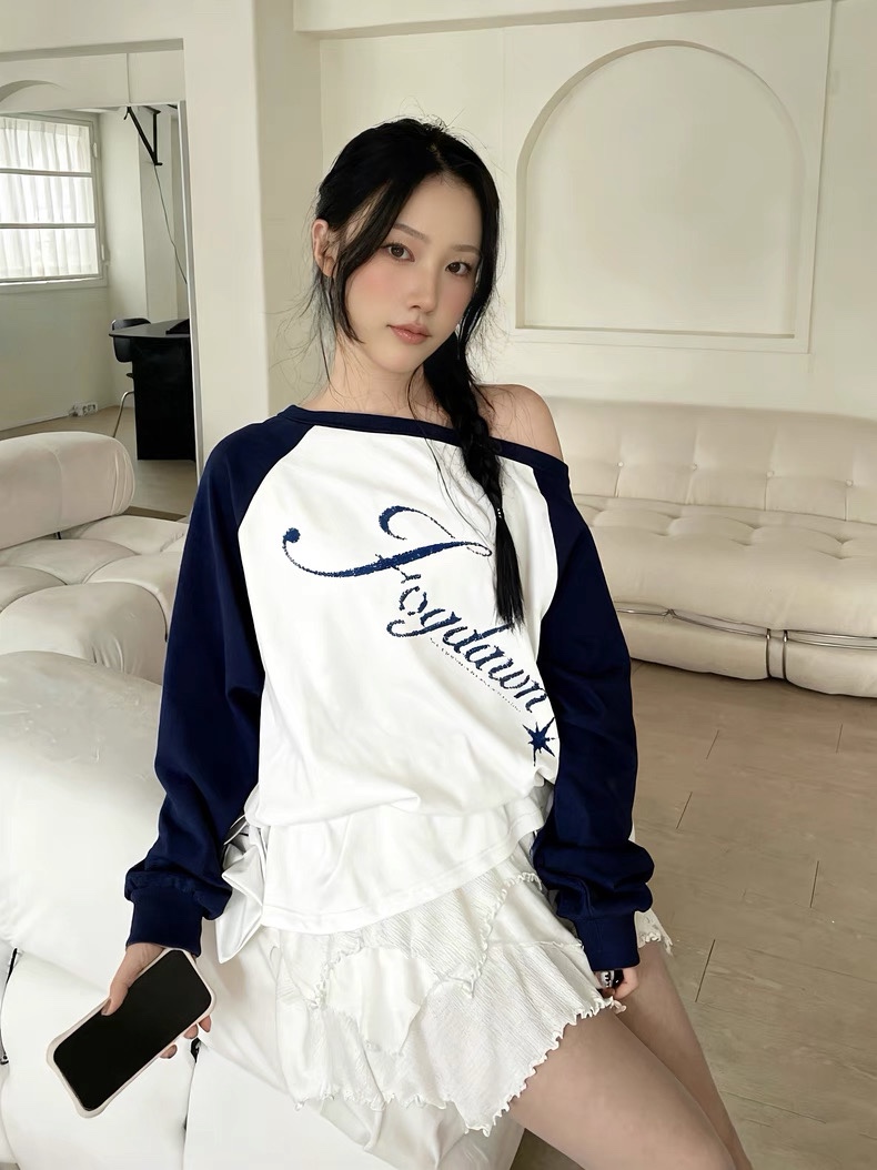 ILLIIT Minju Inspired Printed Long Sleeve T-Shirt