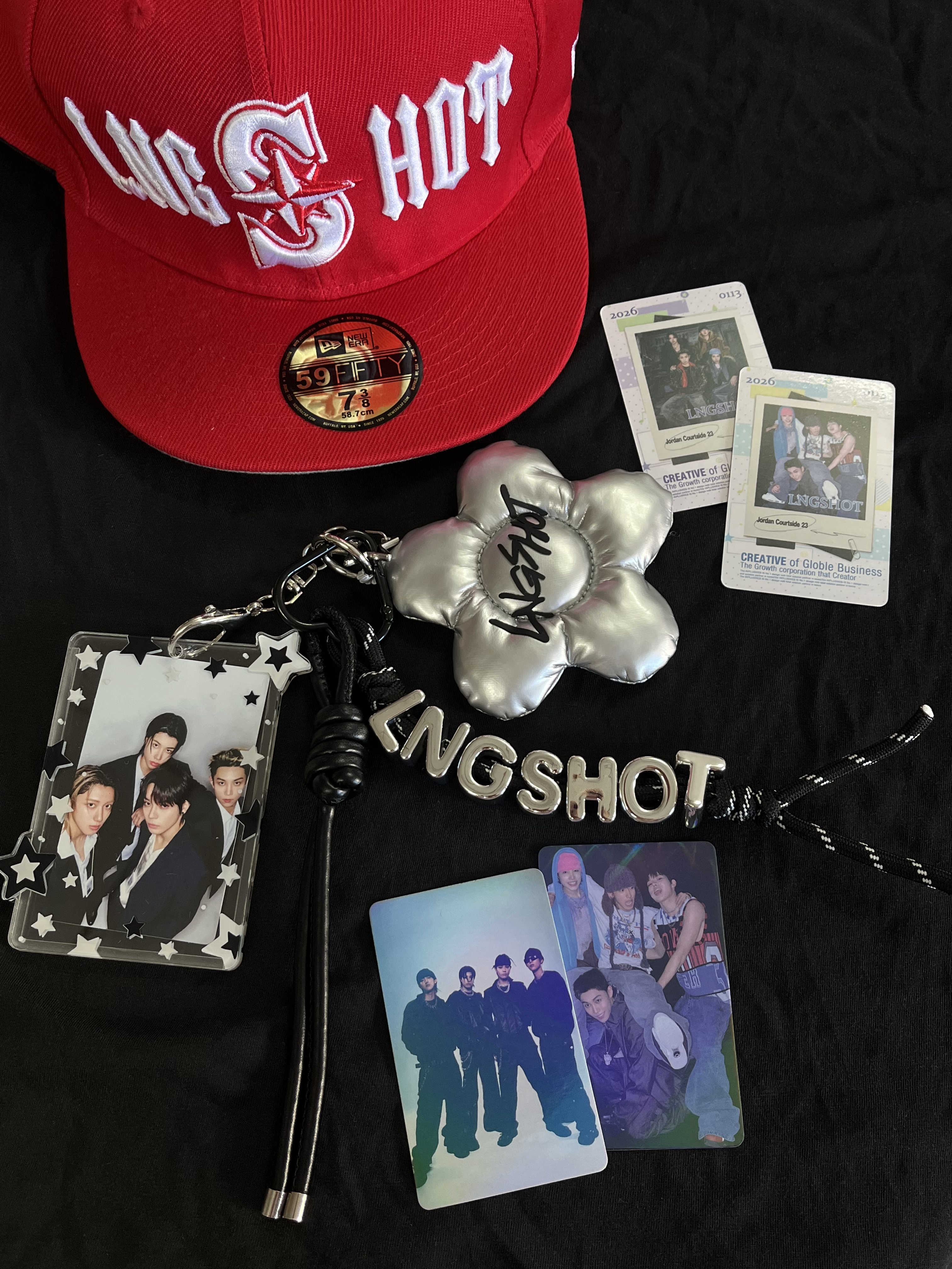LNGSHOT Acrylic Photocard Holder Keychain Bag Charm-includes photocard