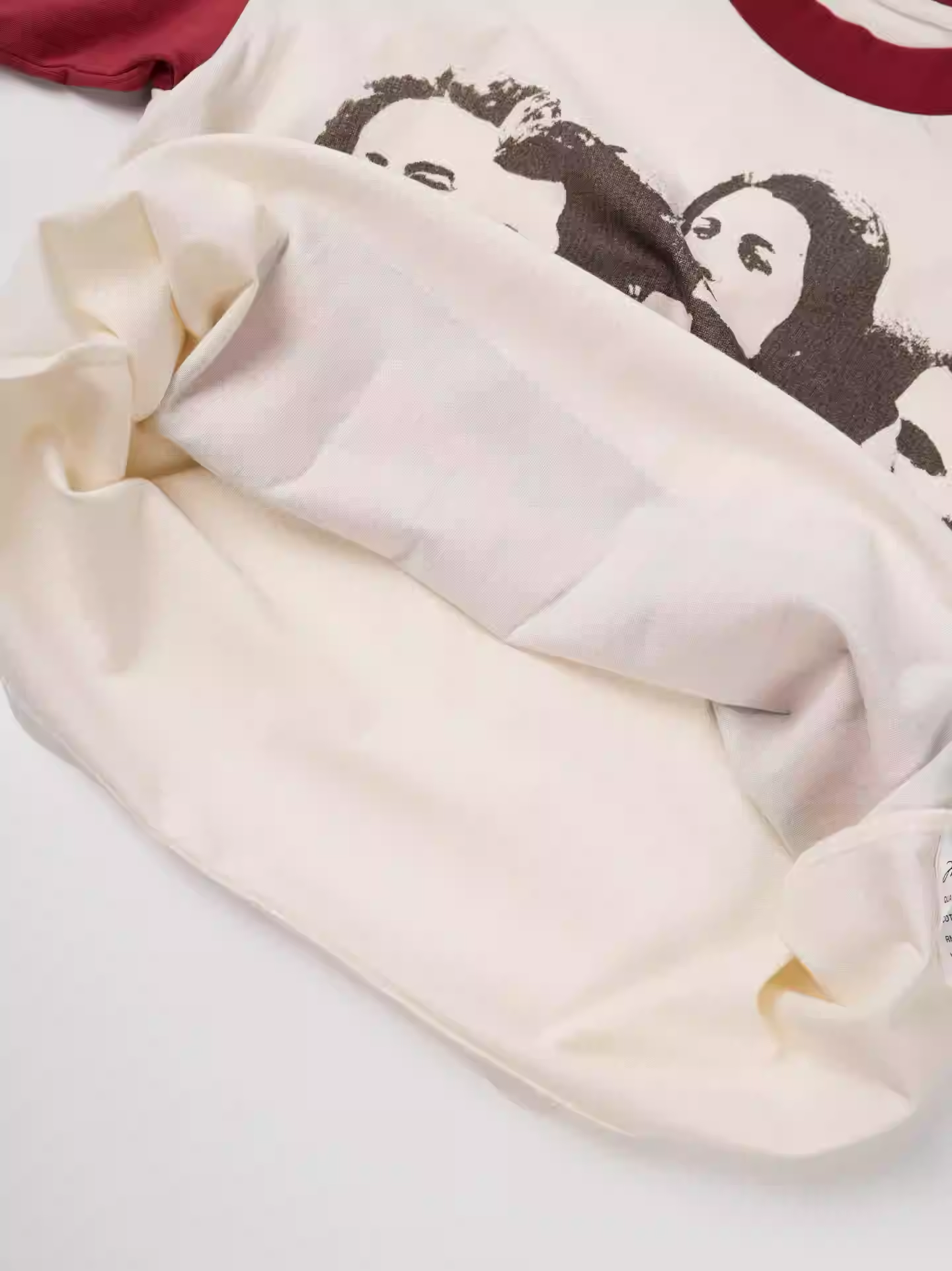 Blackpink Jennie Inspired The Beatles Vintage Raglan Crop Tee