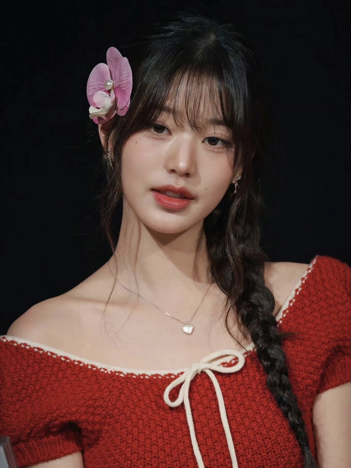 IVE Wonyoung & LE SSERAFIM Eunchae Inspired Red Knit Top