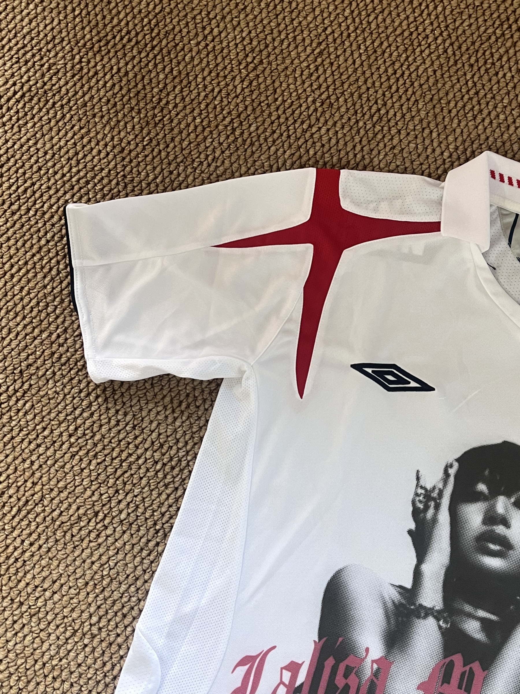 Blackpink Lisa-Inspired Custom England Remake Jersey