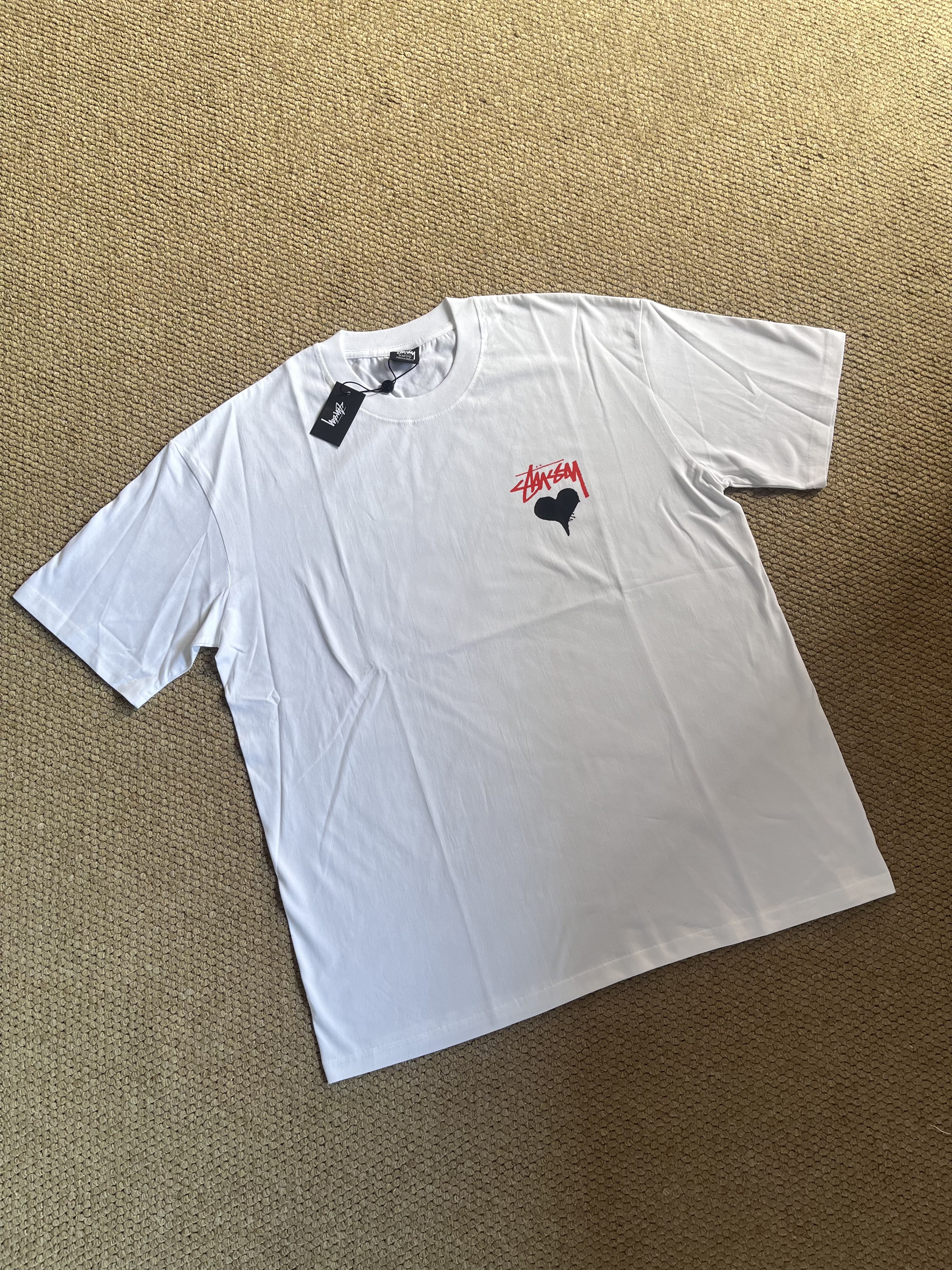 Stray kids Felix Inspired Stock Heart Graphic Tee-Straykids