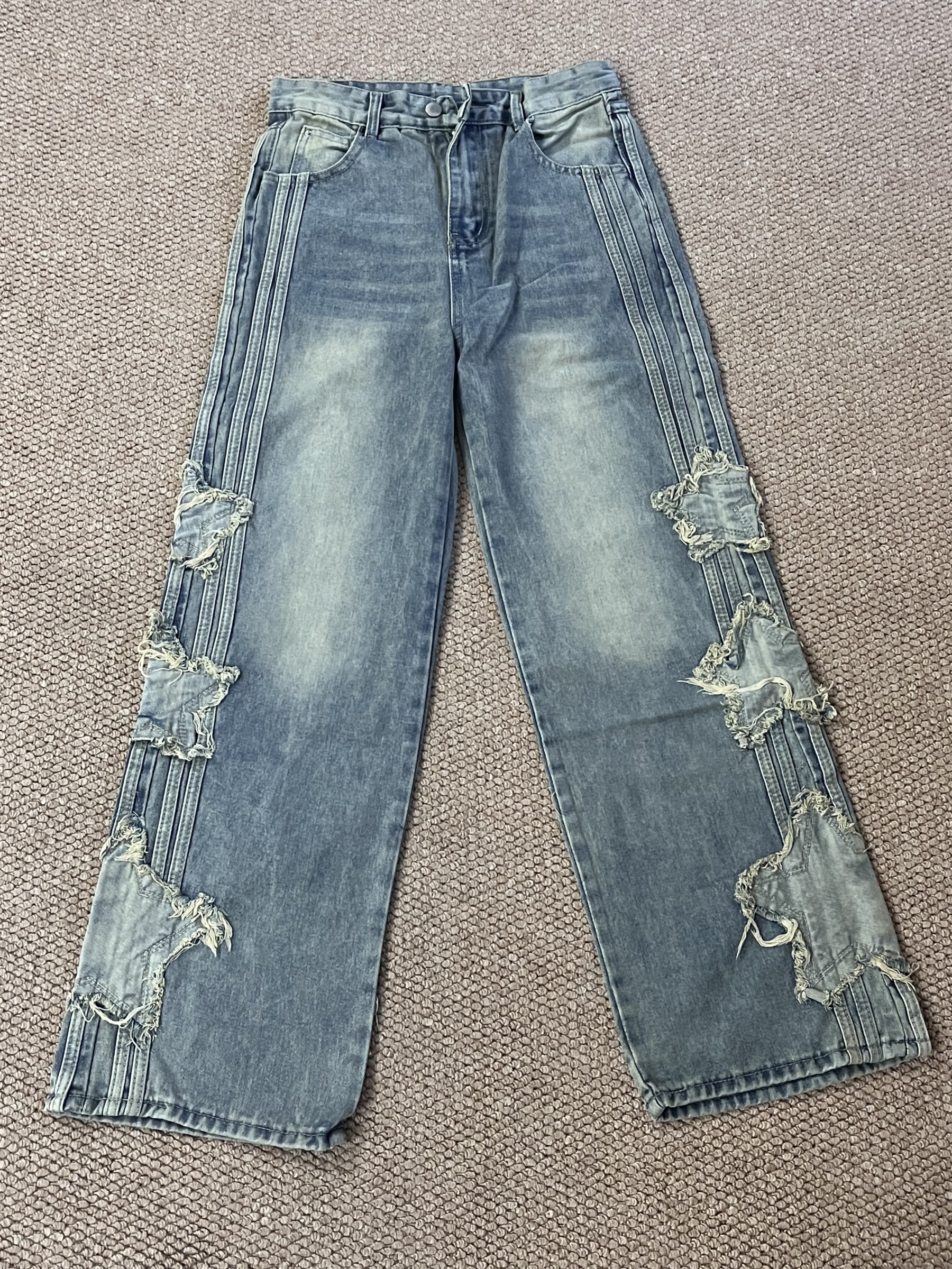 Star patches denim jeans pant-Twice Dahyun