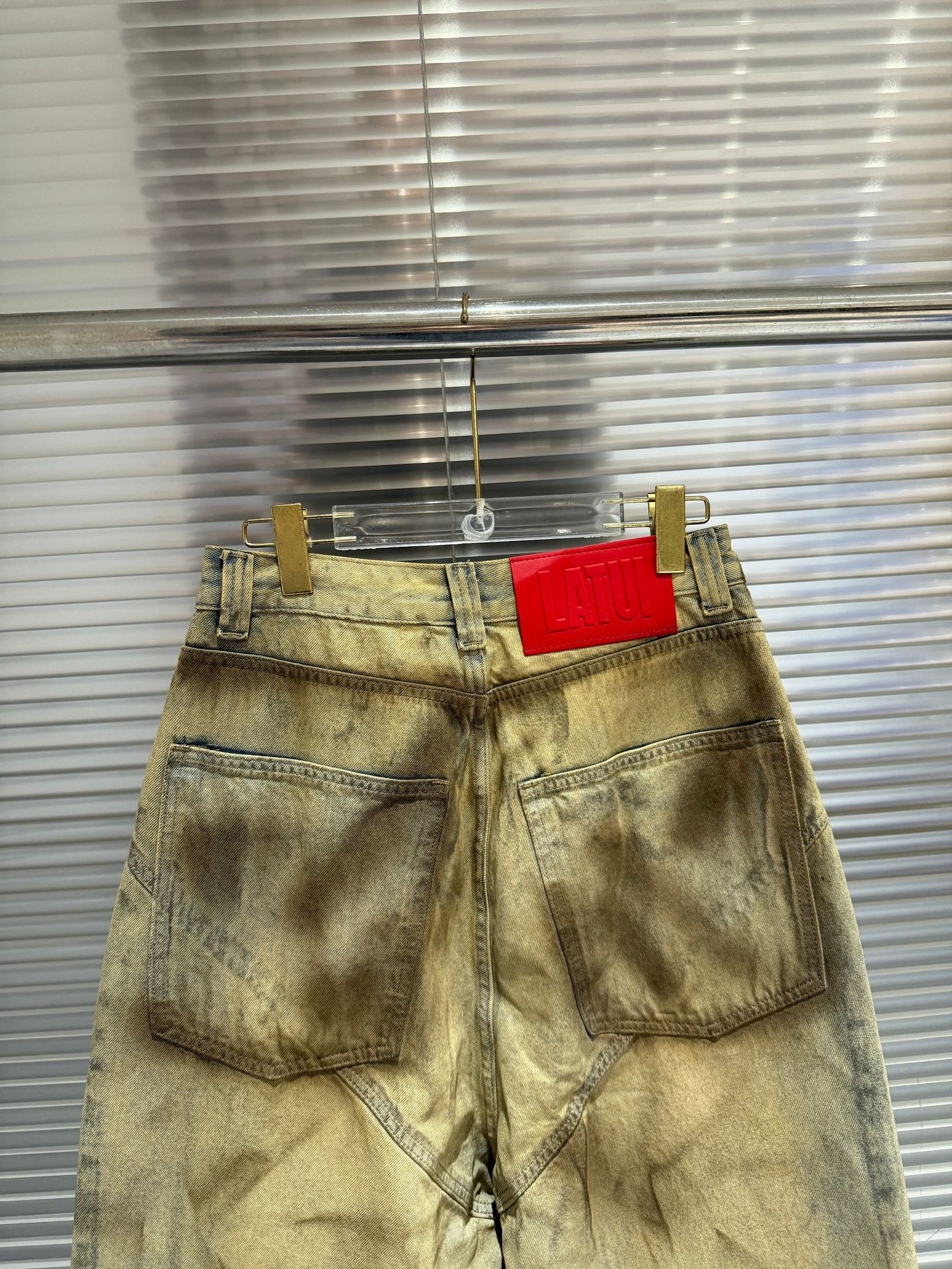 Blackpink Rose Inspired Vintage Distressed Baggy Wide-Leg Jeans