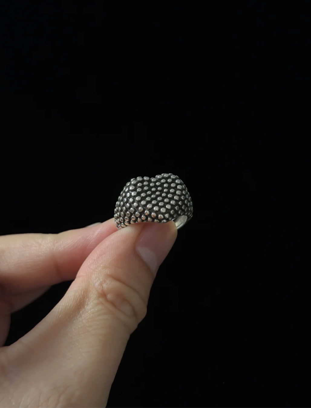 Cortis Martin 2Pcs Yin Yang & Heart Studded Vintage Punk Rings Set