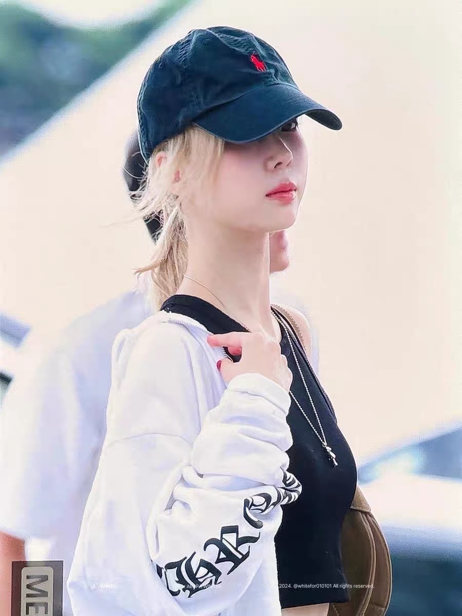 Straykids&Aespa&Blackpink Inspired Zip-Up Hoodie