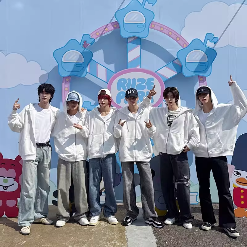 RIIZE 'WE LITTLE RIIZE' ZIP-UP HOODIE