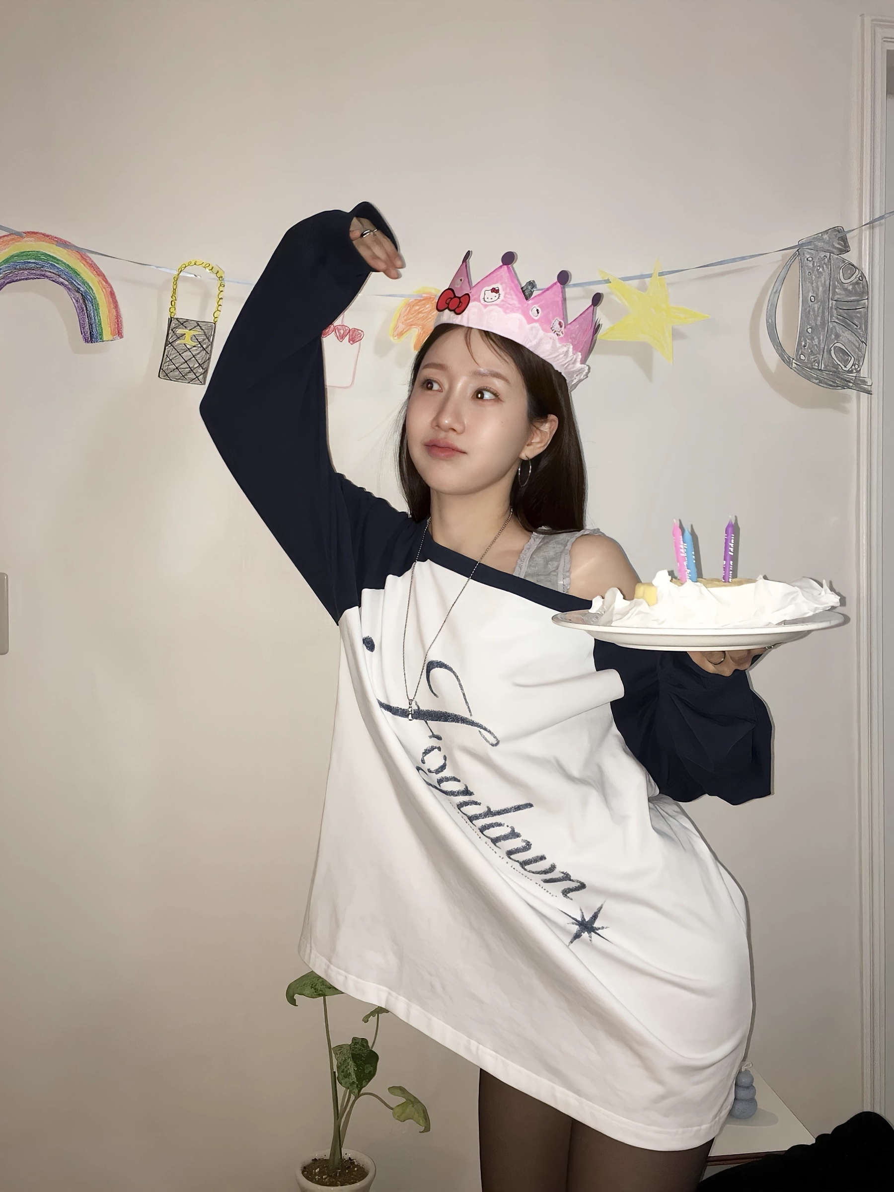 ILLIT Minju Inspired Printed Long Sleeve T-Shirt