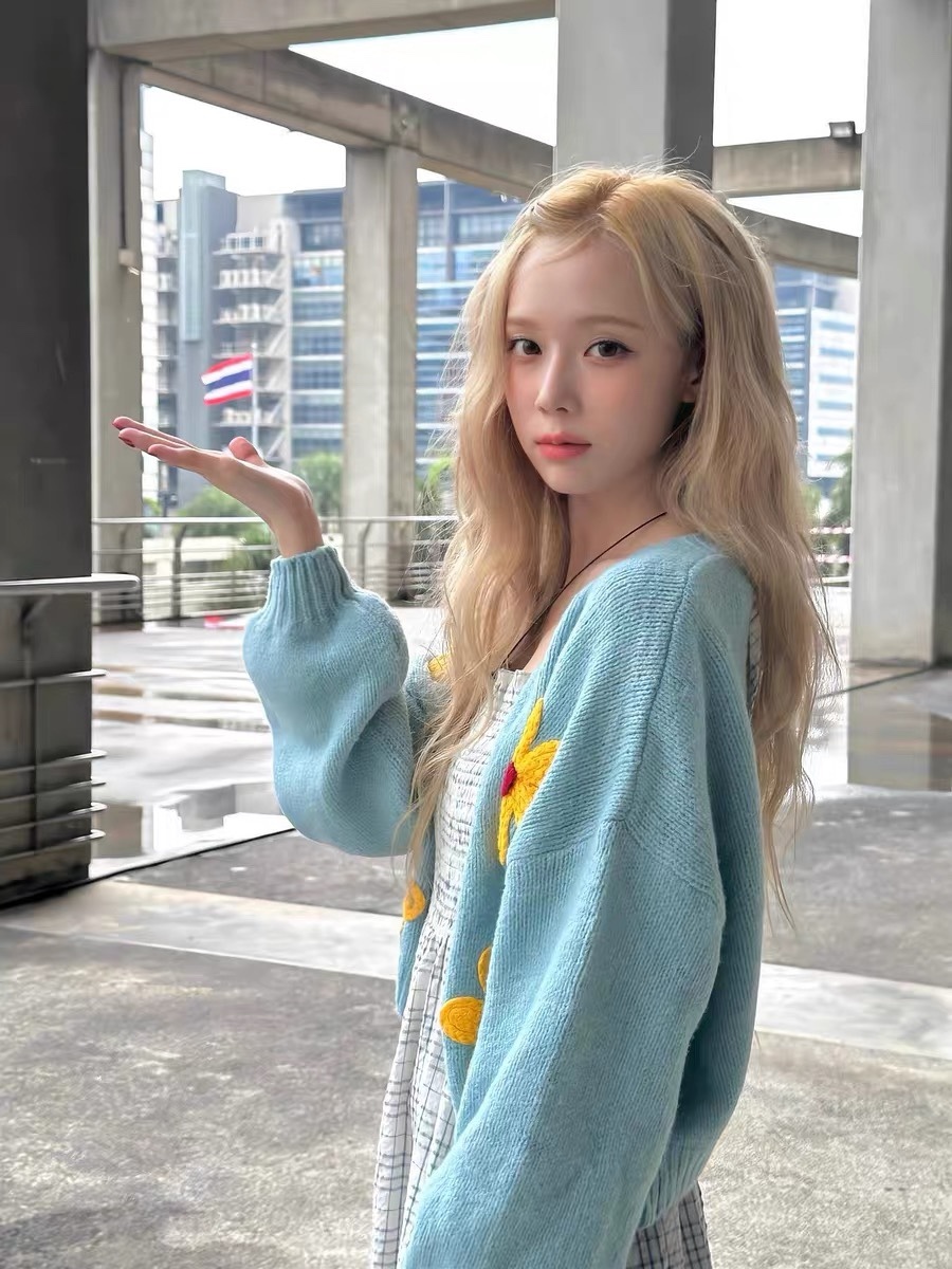 Aespa Winter Inspired Flower Sweater