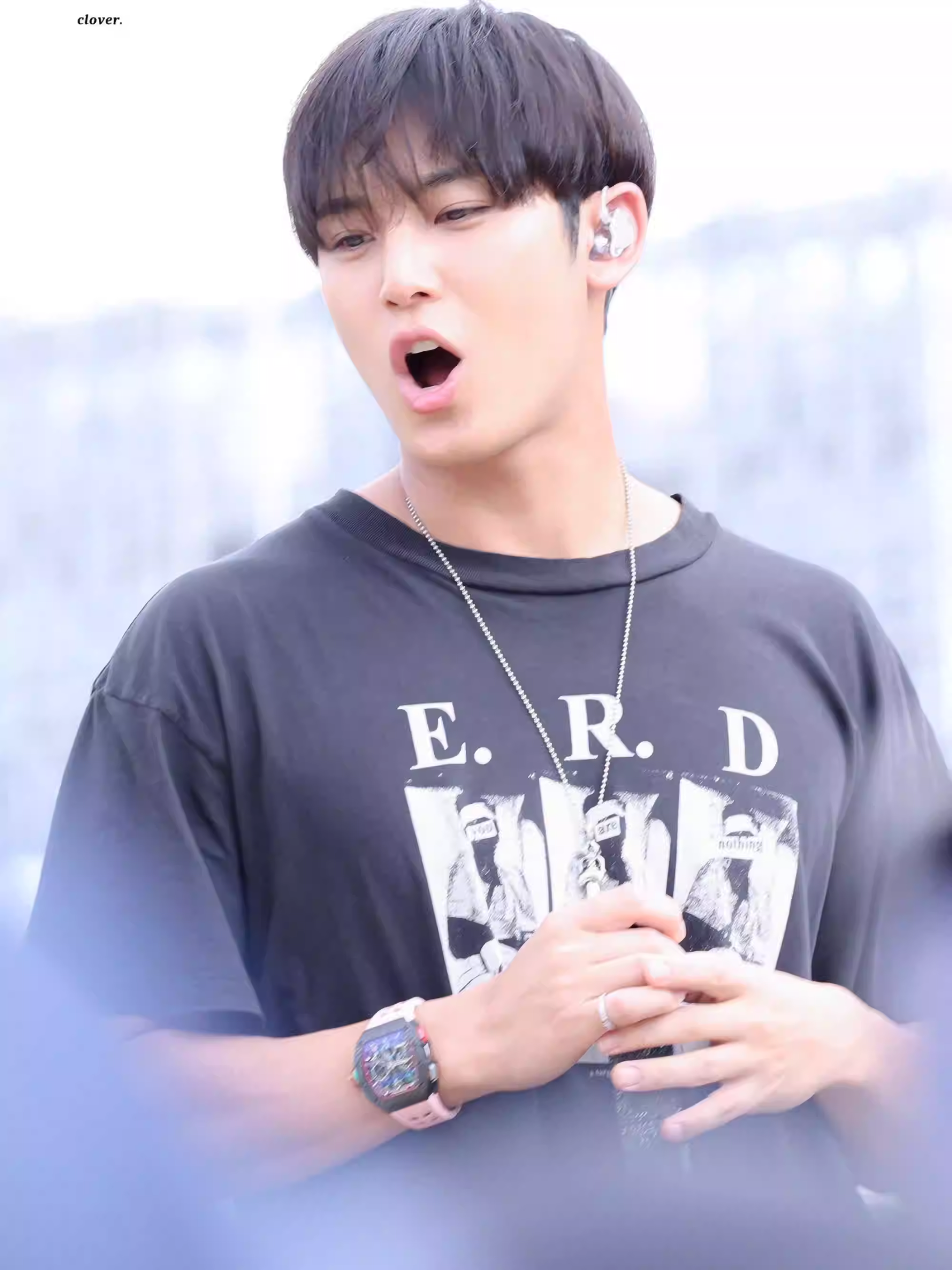 Enhypen Niki&Seventeen The8 Mingyu Inspired Bandage Face Print tshirt