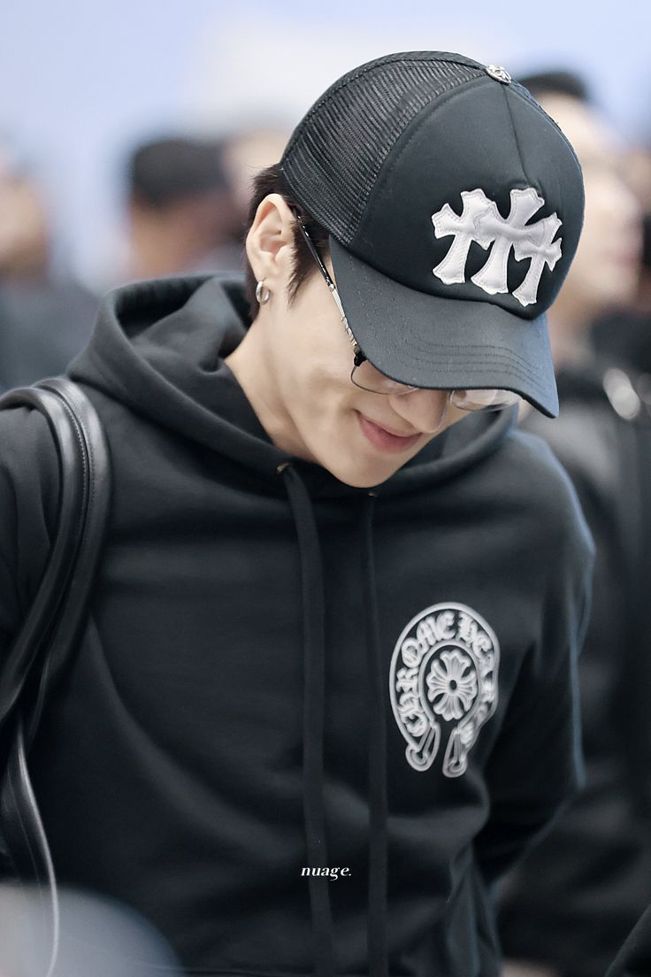 Ateez Wooyoung Inspired Chrome Hearts Style Triple Cross Trucker Cap Hat