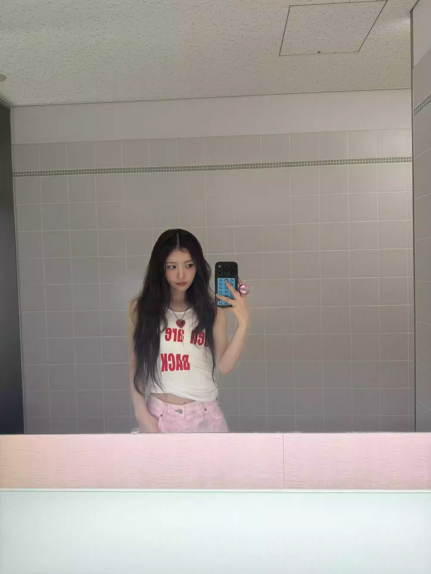 ILLIT Moka Stage Outfit Inspired Slogan Print Crop Tank Top