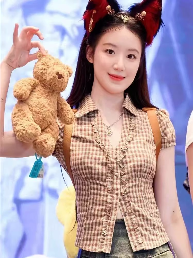 GIDLE SHUHUA Inspired Retro Plaid Waist Cinching Shirt