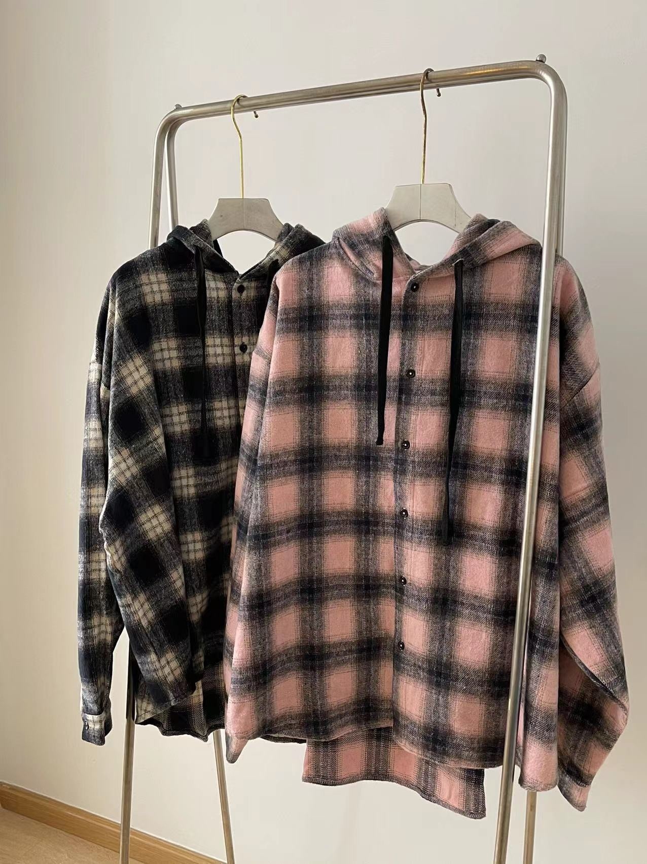 Stray kids Leeknow & Wayv YangYang inspired plaid Hooded Shirt