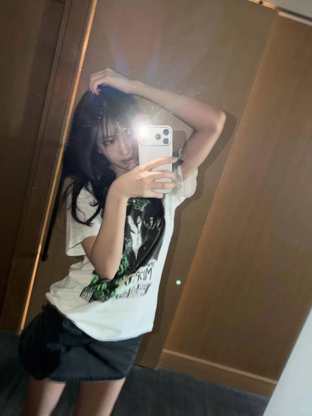 IVE Yujin Inspired The Misfits Beware Horror Punk Band T-Shirt 